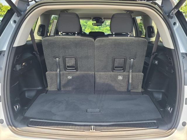 used 2023 Jeep Grand Cherokee L car, priced at $25,000