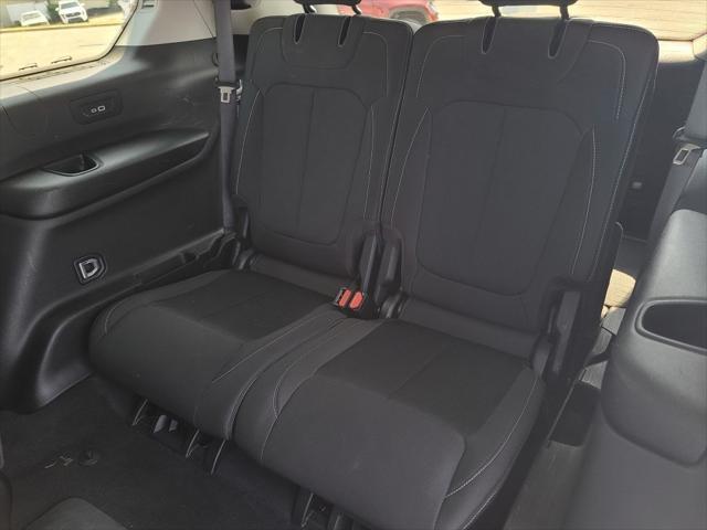 used 2023 Jeep Grand Cherokee L car, priced at $25,000