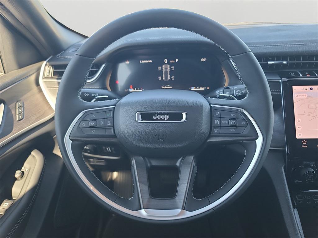 new 2025 Jeep Grand Cherokee car, priced at $43,844