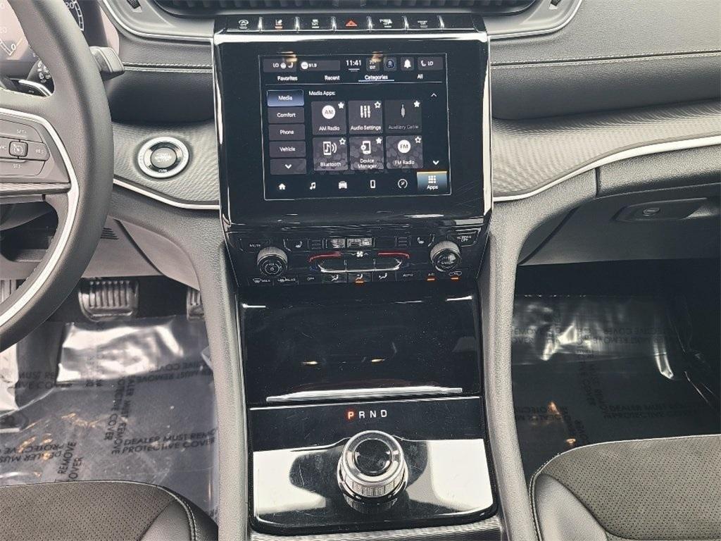 used 2023 Jeep Grand Cherokee car, priced at $25,995