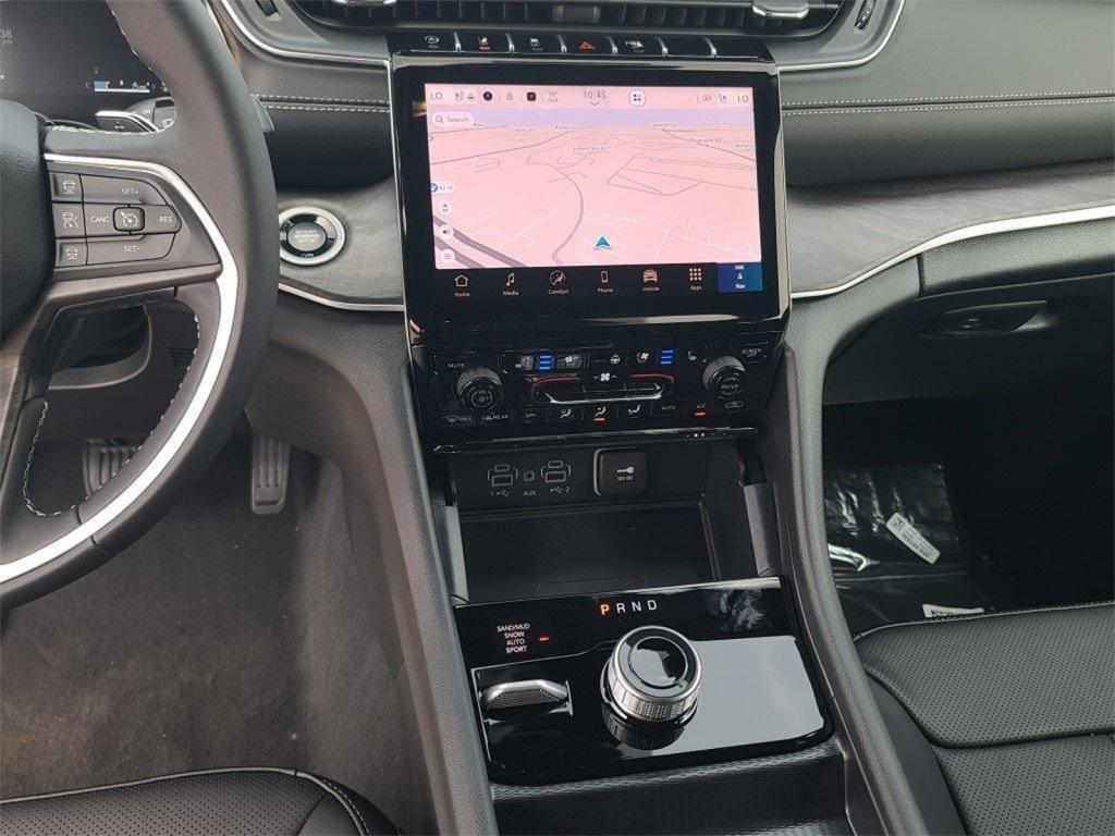 new 2025 Jeep Grand Cherokee L car, priced at $49,540