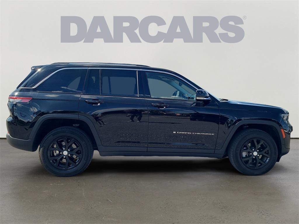used 2023 Jeep Grand Cherokee car, priced at $27,700