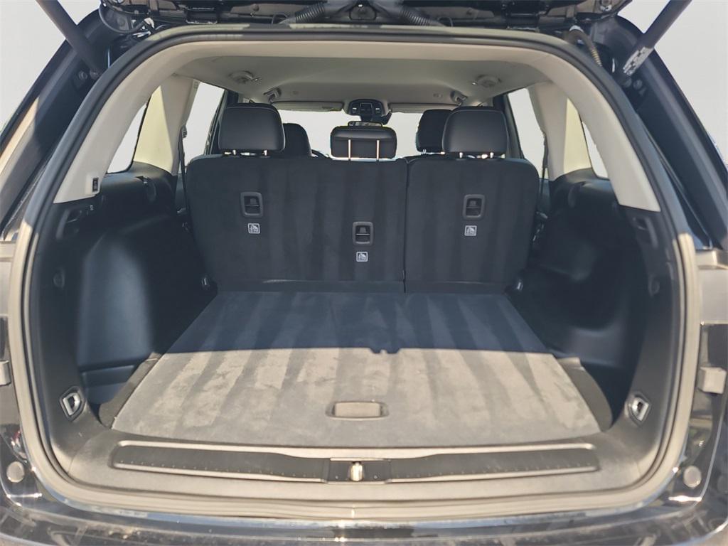 used 2023 Jeep Grand Cherokee car, priced at $27,700