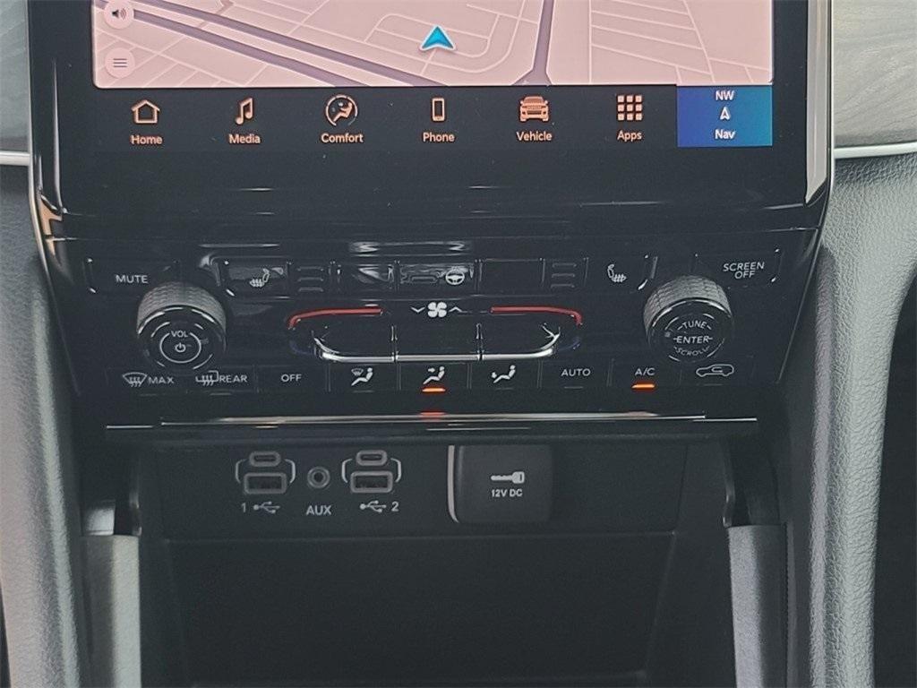 new 2025 Jeep Grand Cherokee car, priced at $42,939