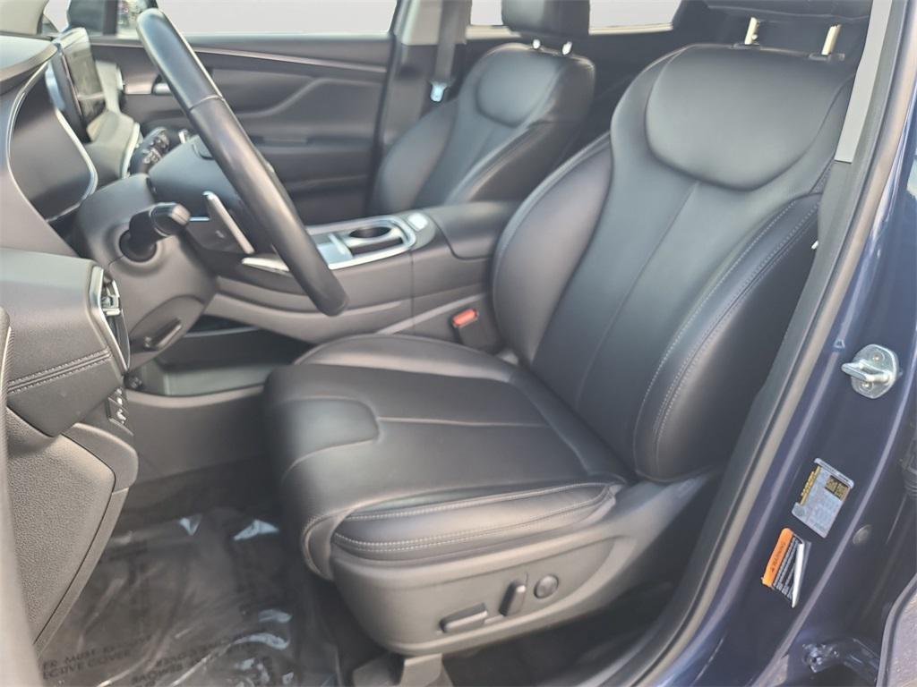 used 2023 Hyundai Santa Fe car, priced at $25,000