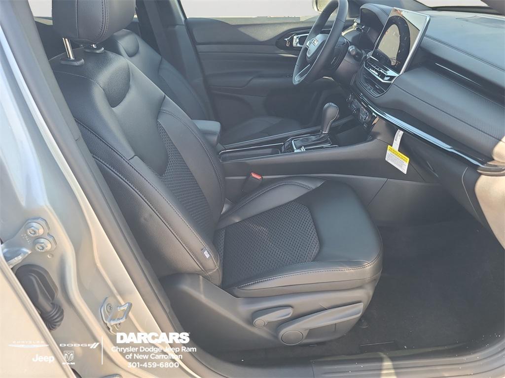 new 2026 Jeep Compass car, priced at $31,595