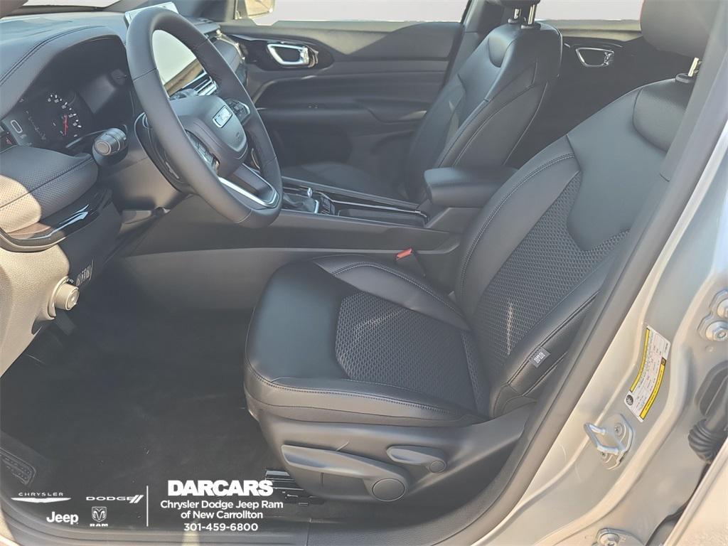 new 2026 Jeep Compass car, priced at $31,595