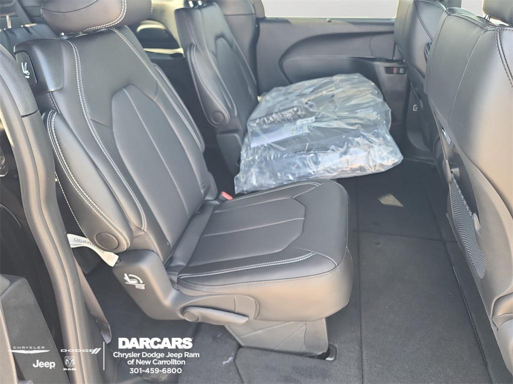 new 2026 Chrysler Pacifica car, priced at $46,065