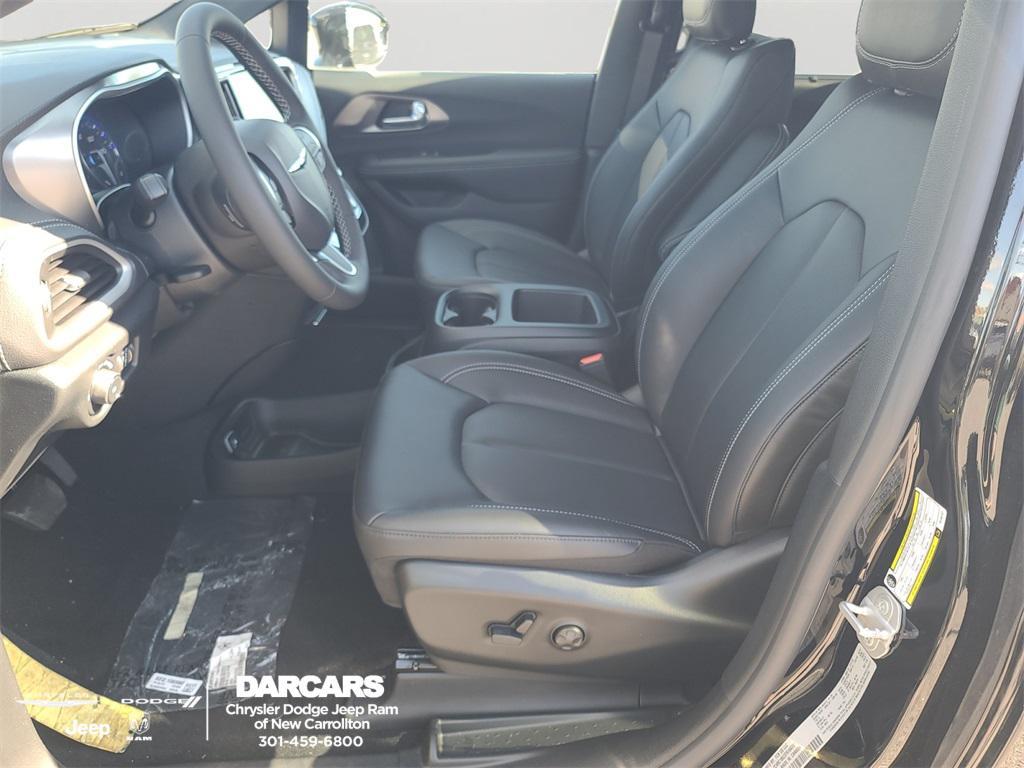 new 2026 Chrysler Pacifica car, priced at $46,065