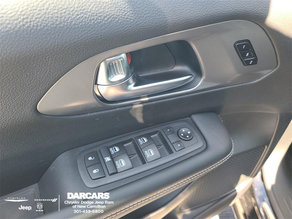 new 2026 Chrysler Pacifica car, priced at $46,065