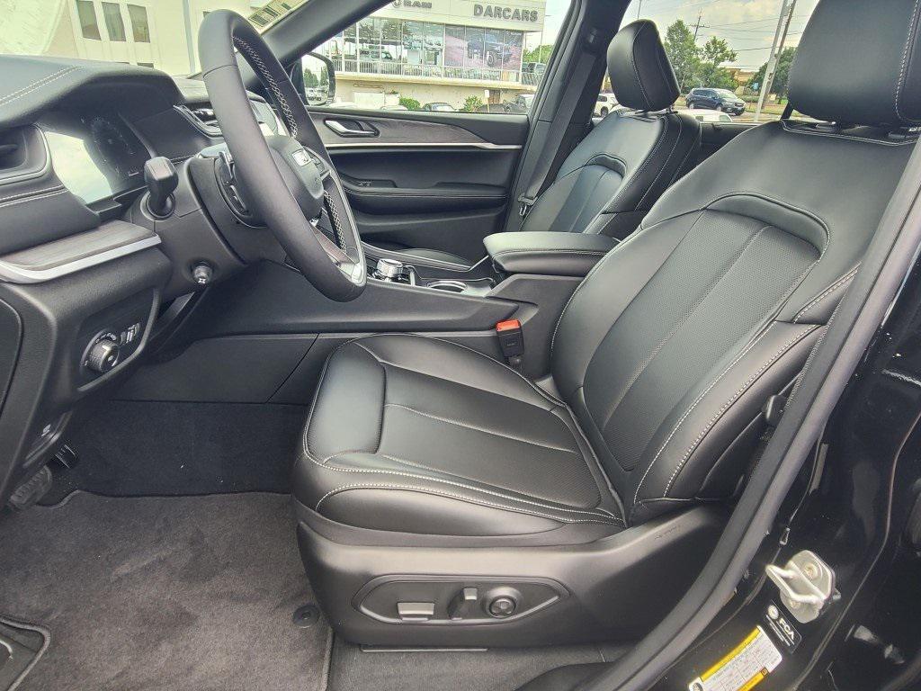 new 2025 Jeep Grand Cherokee L car, priced at $48,981