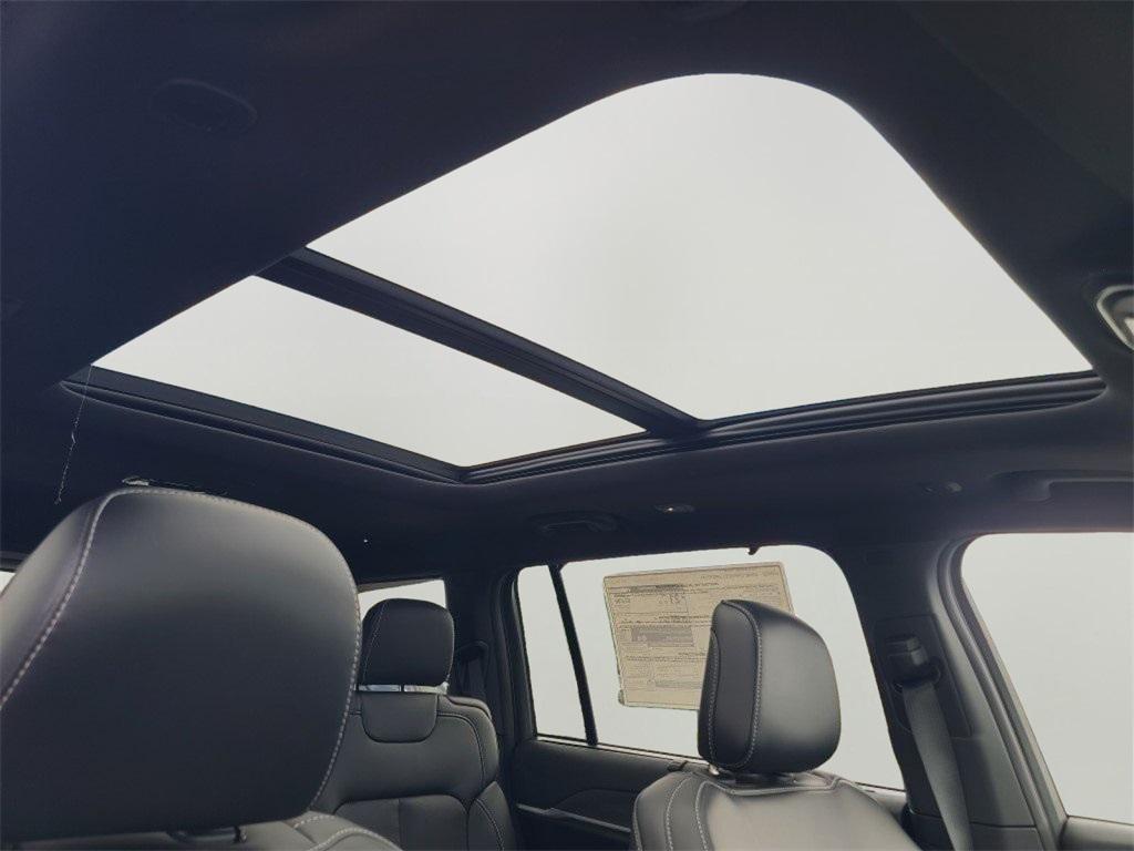 new 2025 Jeep Grand Cherokee L car, priced at $48,431