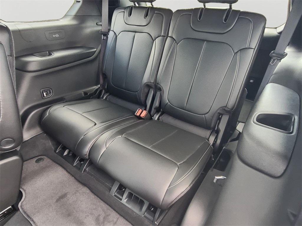 new 2025 Jeep Grand Cherokee L car, priced at $48,431