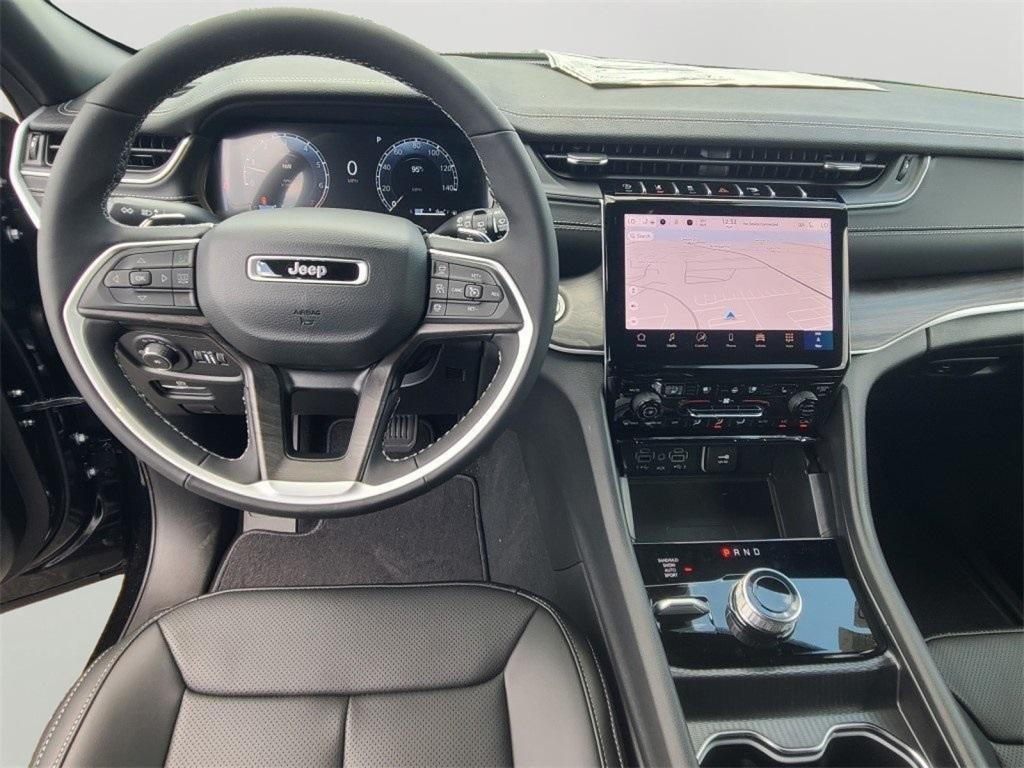 new 2025 Jeep Grand Cherokee L car, priced at $48,431