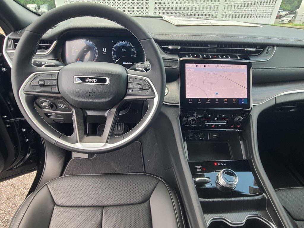 new 2025 Jeep Grand Cherokee L car, priced at $48,981
