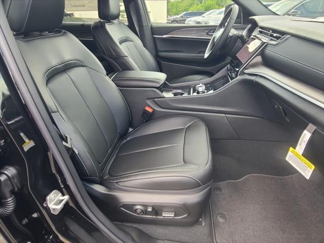 new 2025 Jeep Grand Cherokee L car, priced at $49,292