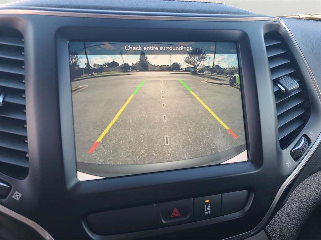 used 2022 Jeep Cherokee car, priced at $20,500