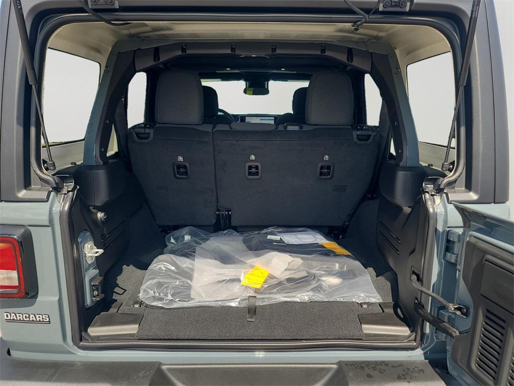 new 2025 Jeep Wrangler car, priced at $45,495