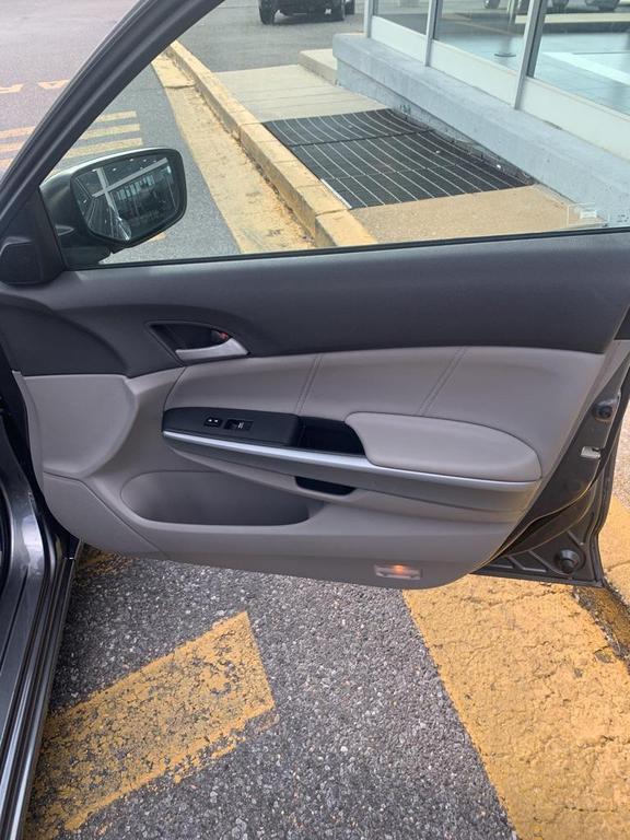 used 2009 Honda Accord car, priced at $9,990