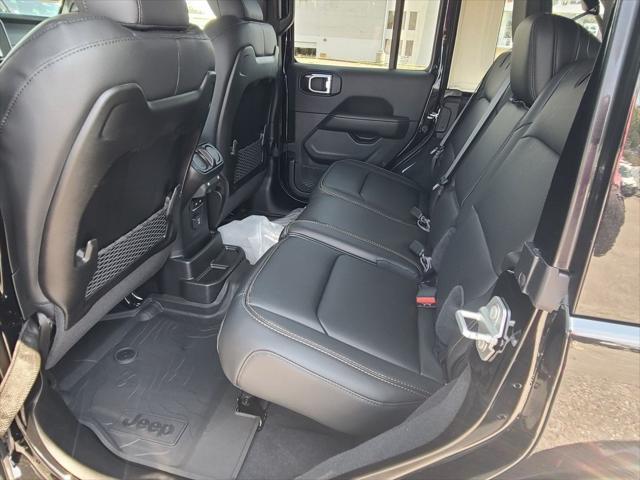 new 2025 Jeep Wrangler car, priced at $53,922