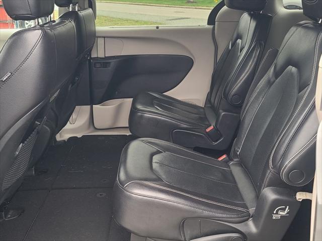 used 2022 Chrysler Pacifica car, priced at $19,121
