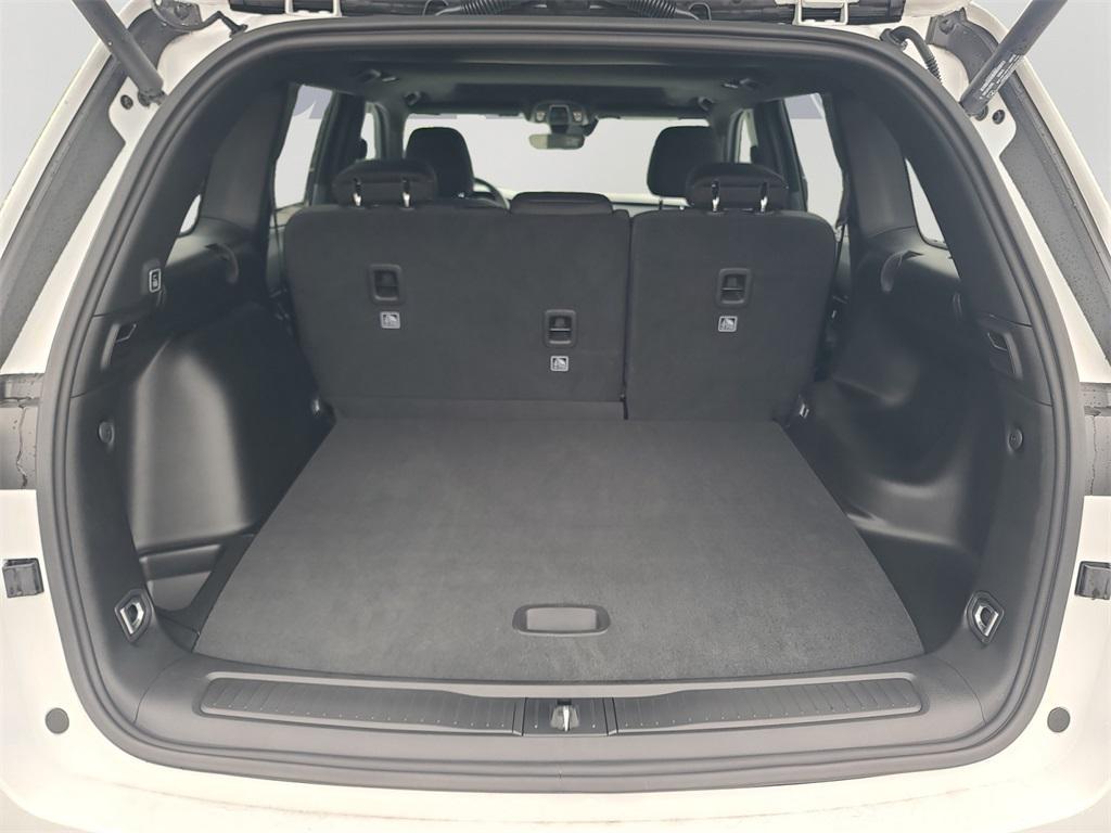 new 2025 Jeep Grand Cherokee car, priced at $38,258