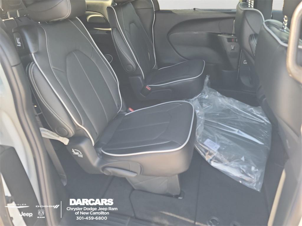 new 2026 Chrysler Pacifica car, priced at $54,985