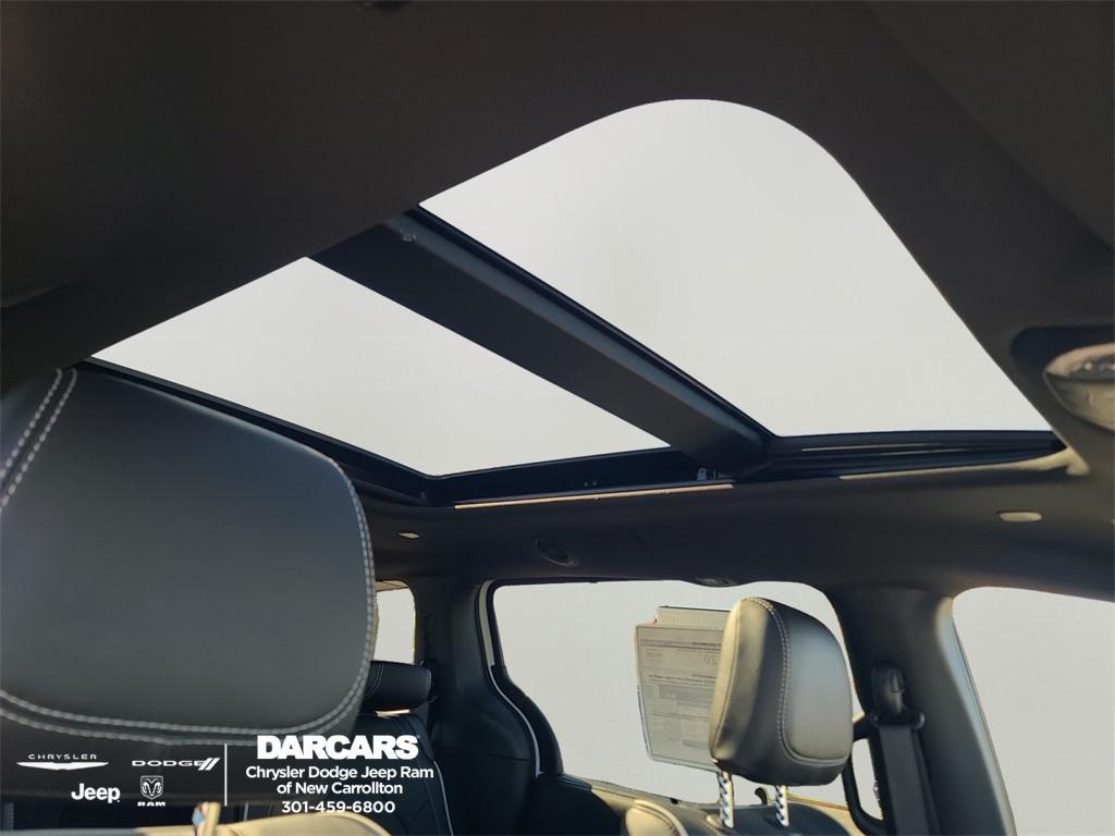 new 2026 Chrysler Pacifica car, priced at $54,985