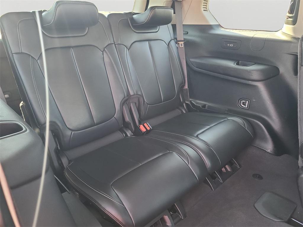 used 2021 Jeep Grand Cherokee L car, priced at $31,859
