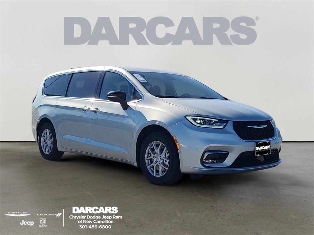 new 2026 Chrysler Pacifica car, priced at $42,420