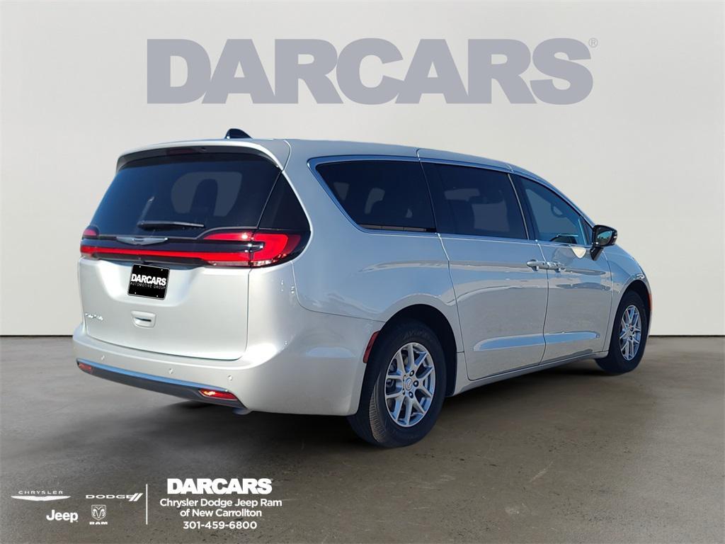 new 2026 Chrysler Pacifica car, priced at $42,420