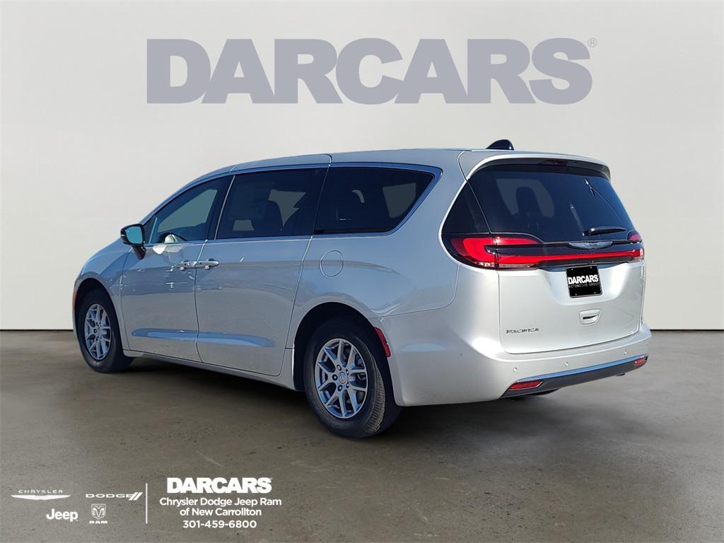new 2026 Chrysler Pacifica car, priced at $42,420