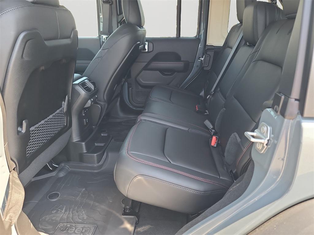 new 2025 Jeep Wrangler car, priced at $61,195
