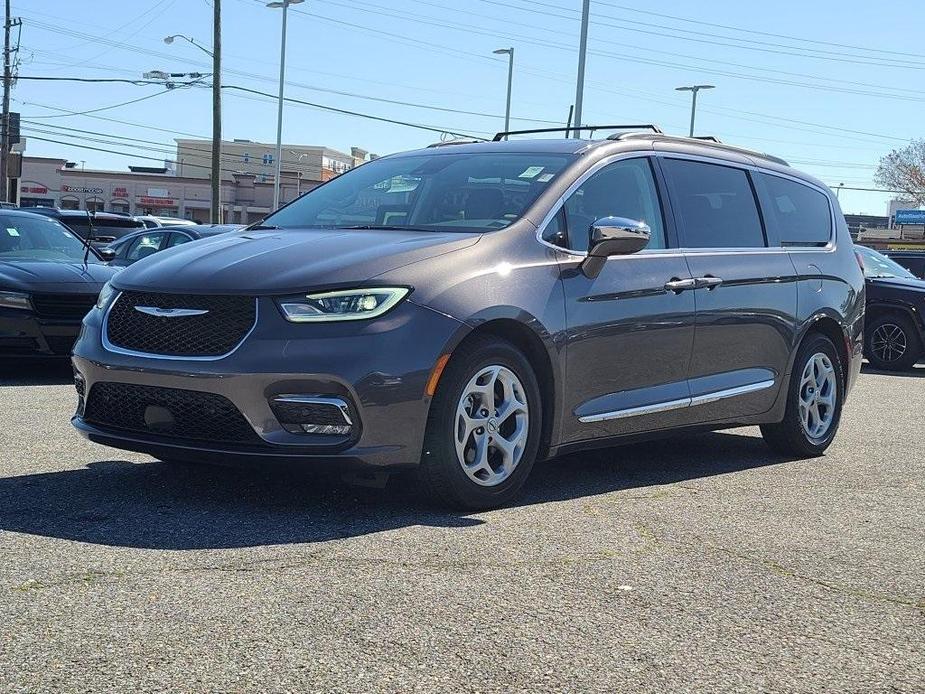 used 2022 Chrysler Pacifica car, priced at $27,500