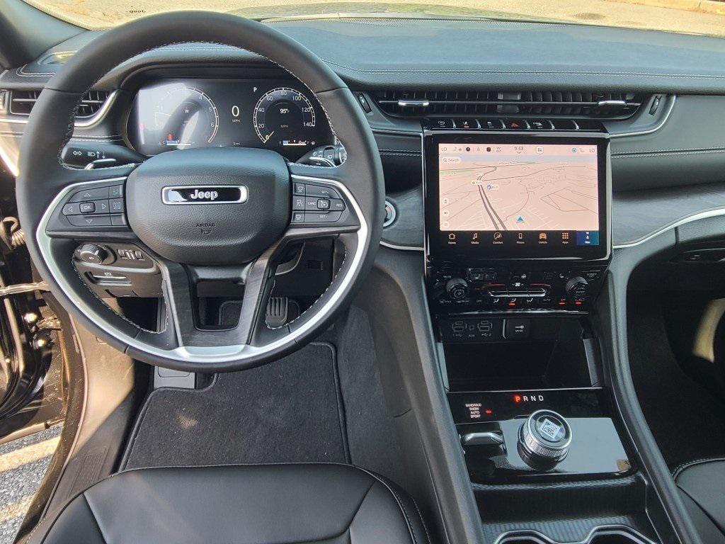 new 2025 Jeep Grand Cherokee L car, priced at $45,336