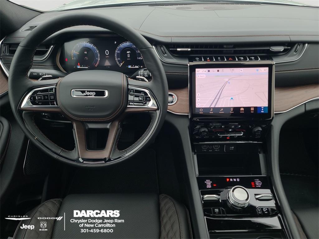 new 2025 Jeep Grand Cherokee car, priced at $58,500