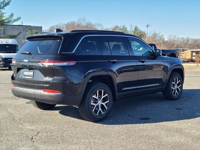 new 2025 Jeep Grand Cherokee car, priced at $45,796