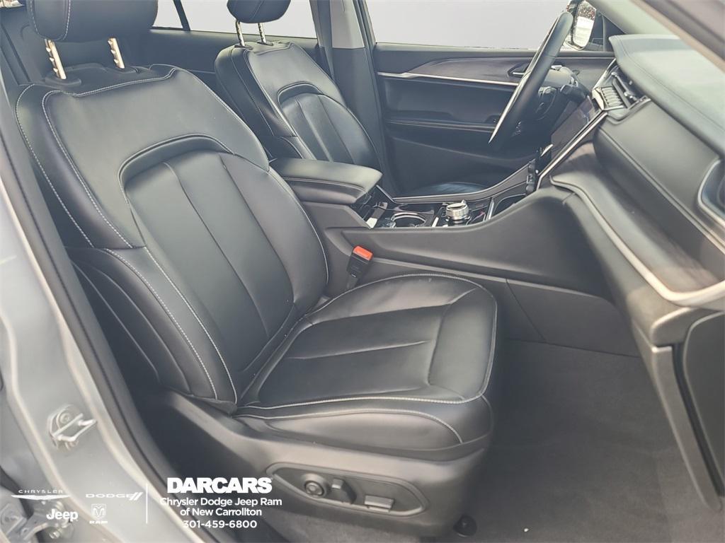 used 2022 Jeep Grand Cherokee car, priced at $29,279