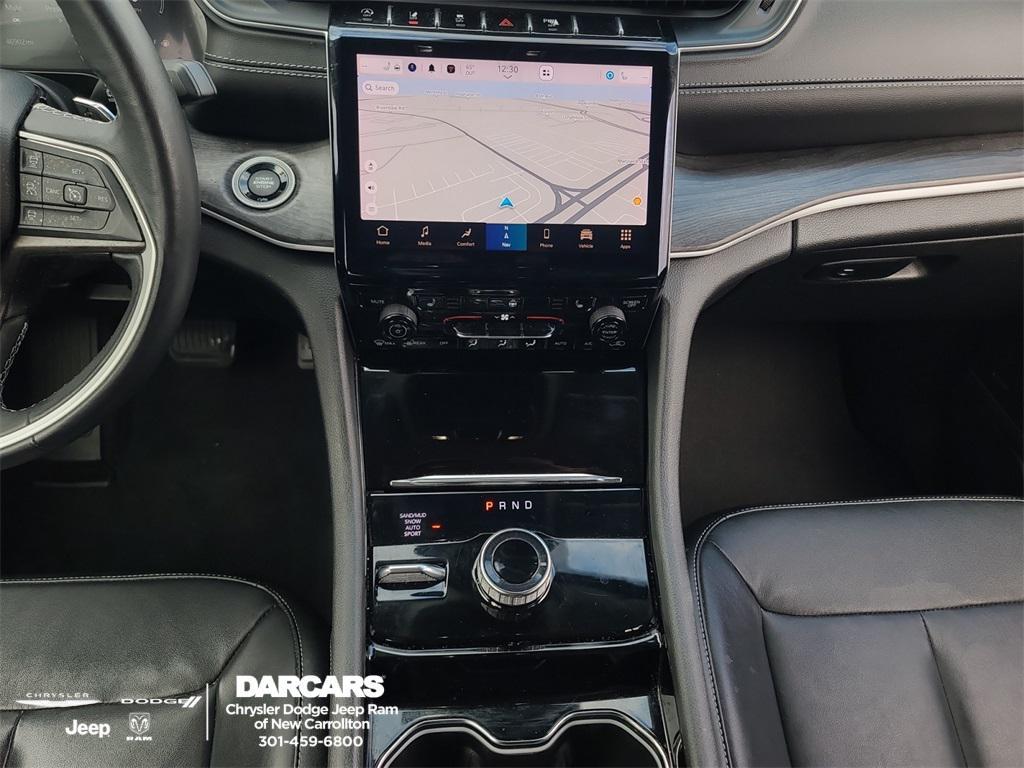 used 2022 Jeep Grand Cherokee car, priced at $29,279