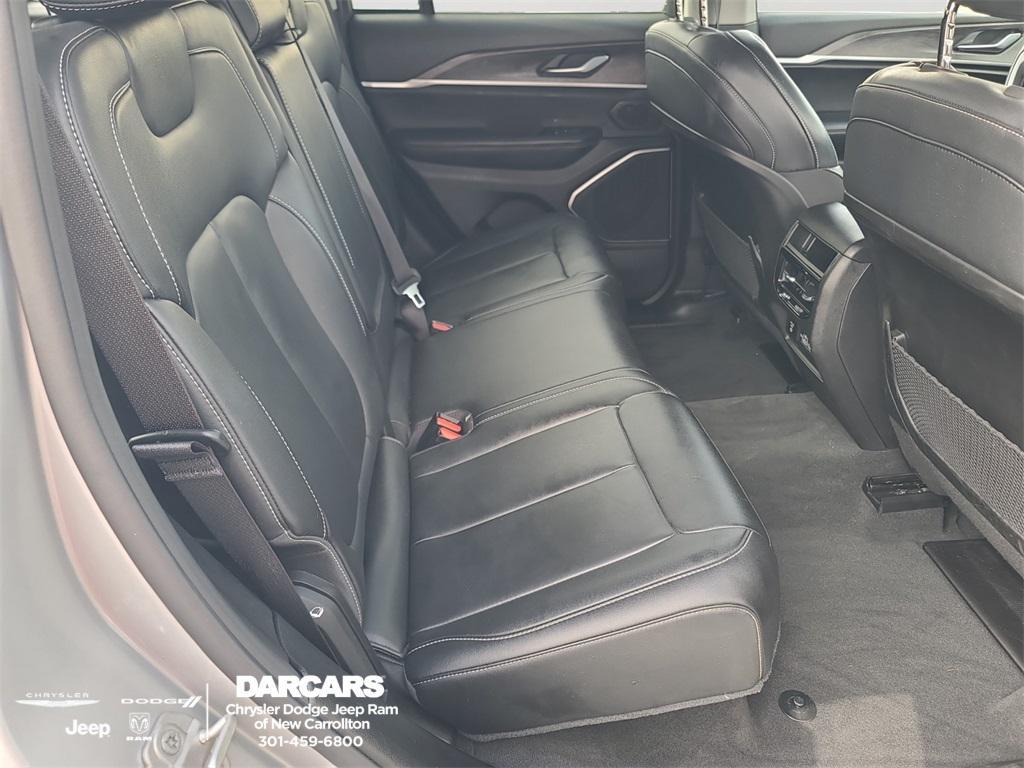 used 2022 Jeep Grand Cherokee car, priced at $29,279