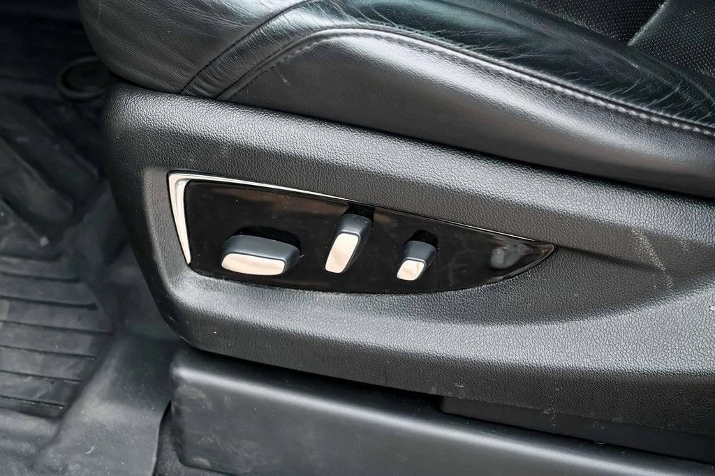 used 2019 Cadillac Escalade ESV car, priced at $29,747