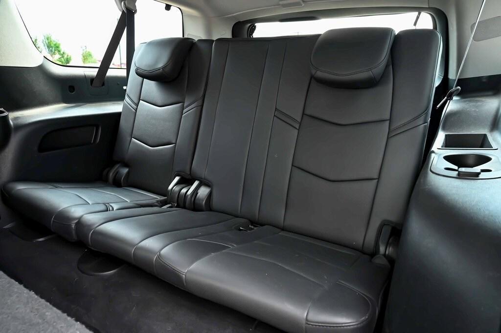 used 2019 Cadillac Escalade ESV car, priced at $30,747