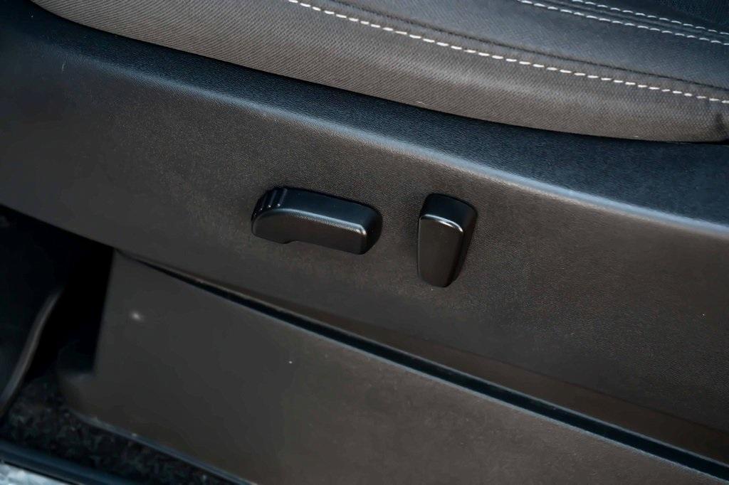 used 2023 Nissan Frontier car, priced at $32,747