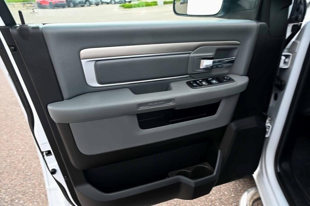 used 2019 Ram 1500 Classic car, priced at $23,771