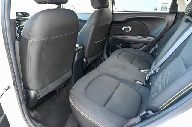 used 2016 Kia Soul car