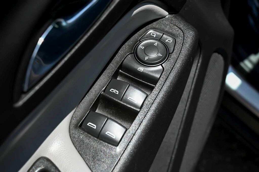 used 2022 Chevrolet Equinox car, priced at $19,295