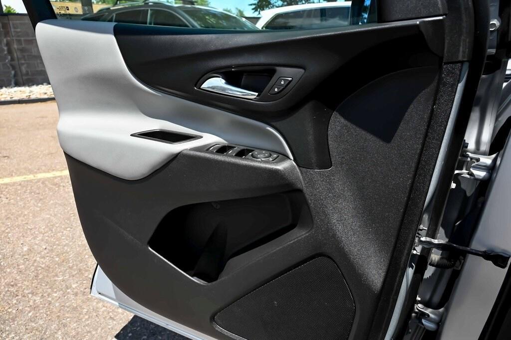 used 2022 Chevrolet Equinox car, priced at $19,295