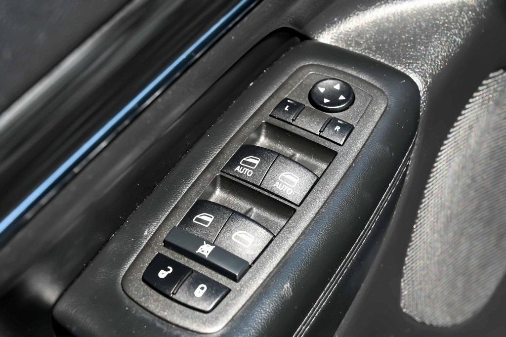 used 2022 Jeep Grand Cherokee WK car, priced at $25,551