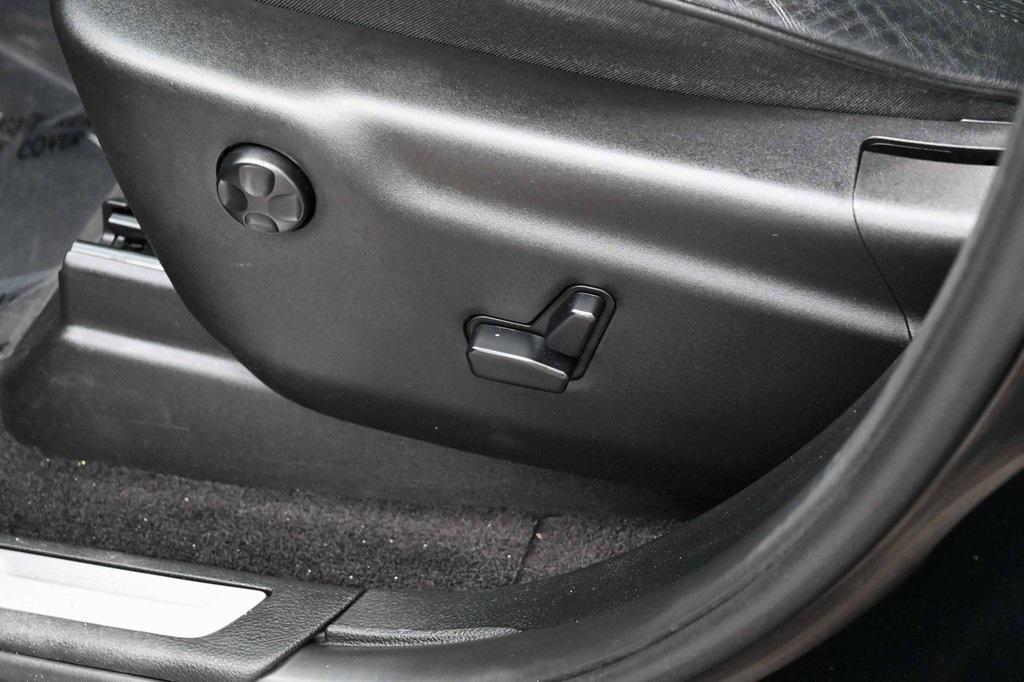 used 2019 Jeep Grand Cherokee car, priced at $24,997