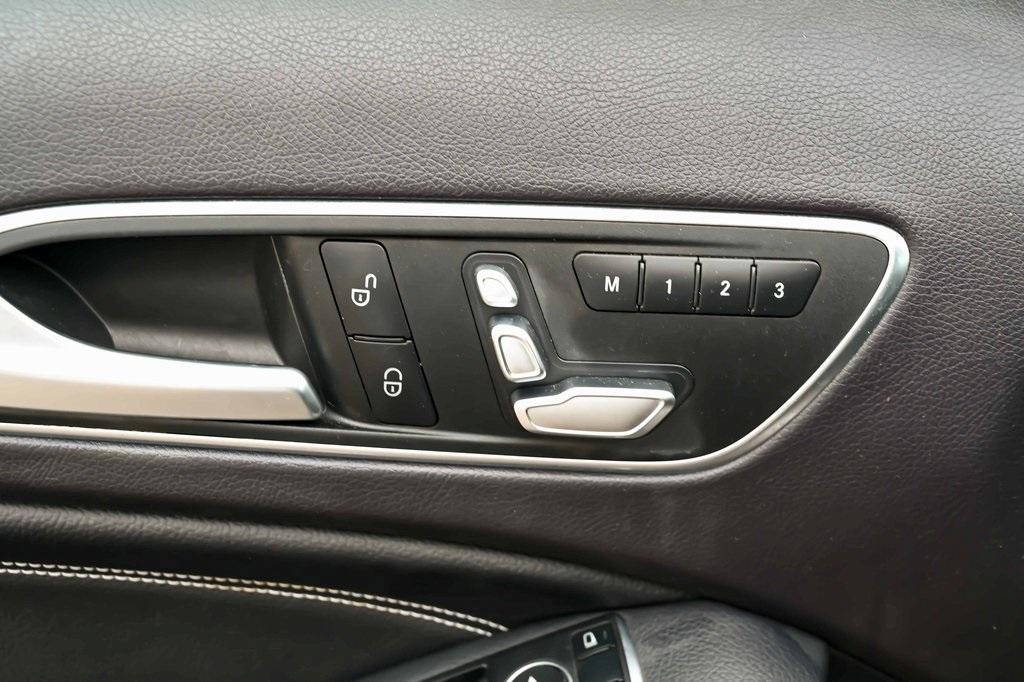 used 2020 Mercedes-Benz GLA 250 car, priced at $20,697